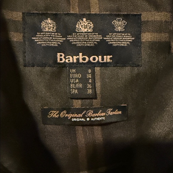 Like New- Barbour Women's Classic Beadnell Wax Jacket in olive green - Picture 8 of 8